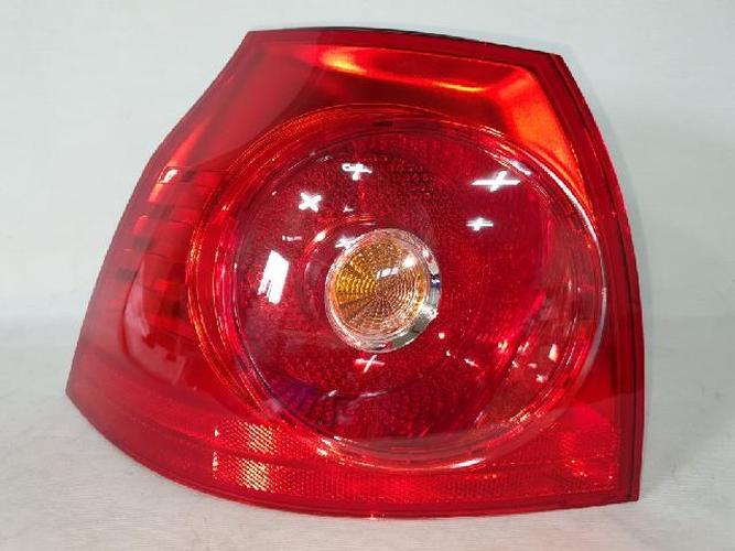 Tail Light Left (LH) Outer (fender) Volkswagen Golf (2008)