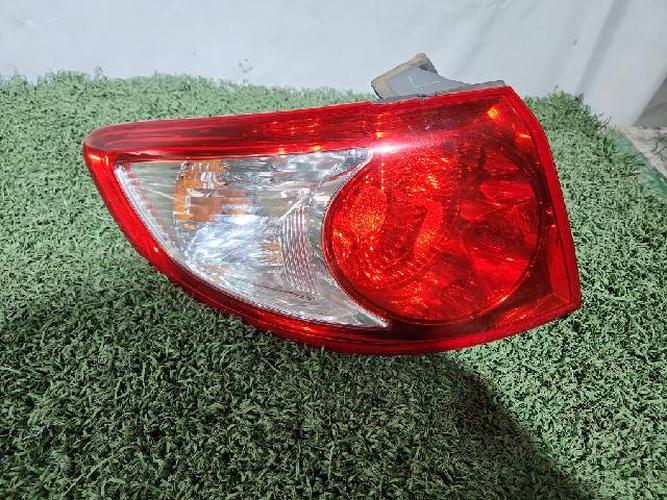 Tail Light Left (LH) Outer (fender) Hyundai Santa Fe (2006–2009)
