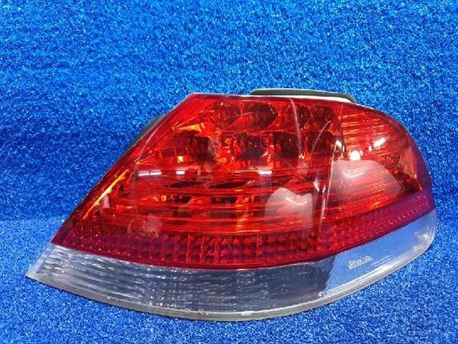 Tail Light Right (RH) Outer (fender) BMW 7 Series (2005)