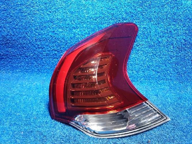 Tail Light Right (RH) Outer (fender) Peugeot 308 (2017)