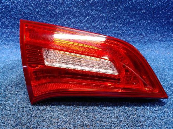 Tail Light Left (LH) Inner (tailgate) Kia K7 (2010–2012)