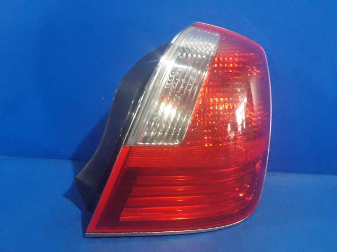 Tail Light Right (RH) Outer (fender) Hyundai Grandeur (2000–2005)