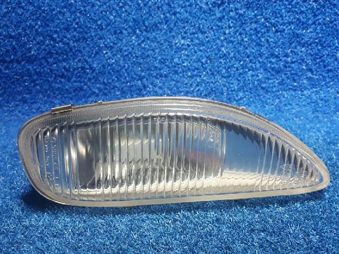 Fog Light Right (RH) Chevrolet Leganza (2002)
