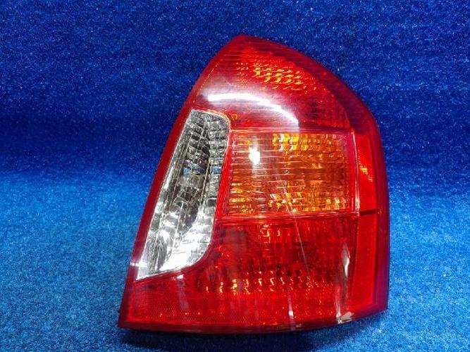 Tail Light Right (RH) Outer (fender) Hyundai Verna (2009)