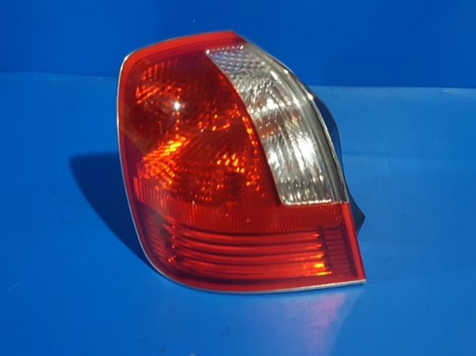 Tail Light Left (LH) Outer (fender) Hyundai Grandeur (2002)