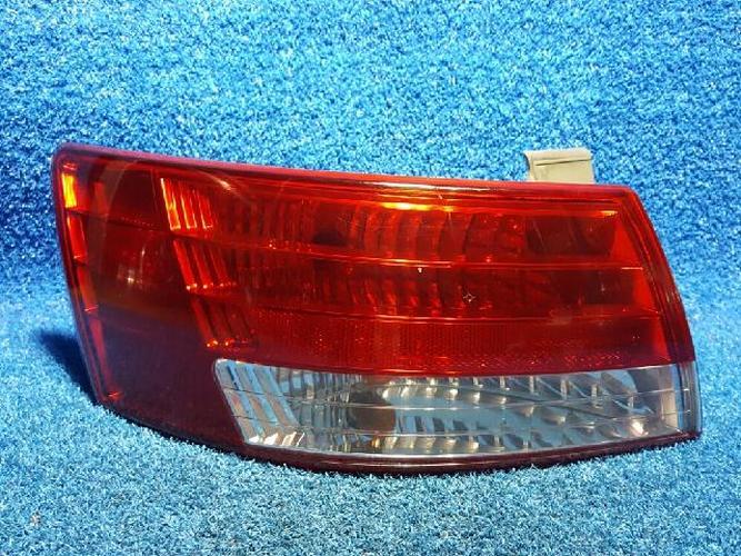 Tail Light Left (LH) Outer (fender) Hyundai Sonata (2006)