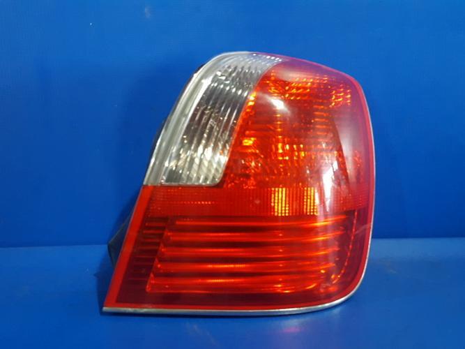 Tail Light Right (RH) Outer (fender) Hyundai Grandeur (2000–2005)