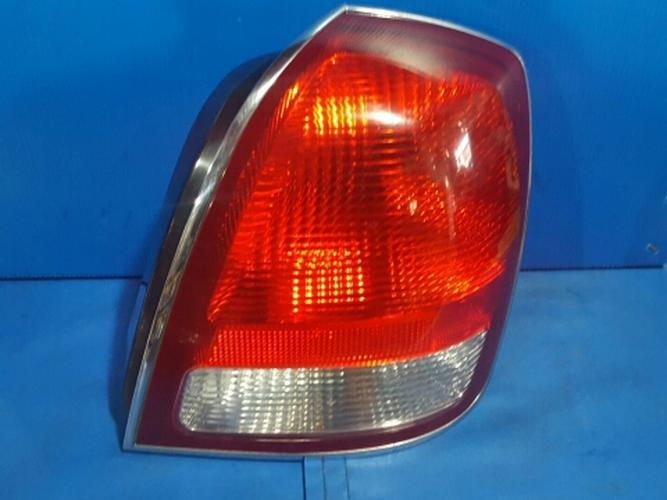 Tail Light Right (RH) Outer (fender) Hyundai Grandeur (2000–2002)