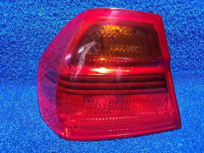 Tail Light Left (LH) Outer (fender) BMW 3 Series (2006)
