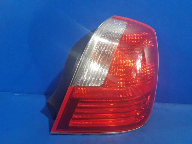 Tail Light Right (RH) Outer (fender) Hyundai Grandeur (2000–2005)