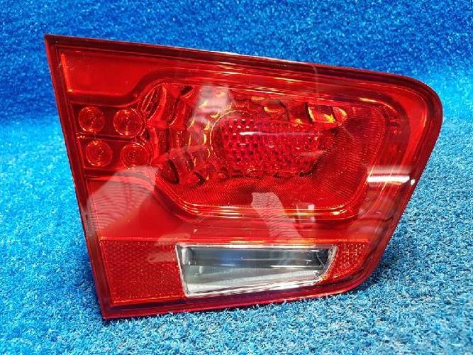 Tail Light Right (RH) Inner (tailgate) Kia Forte (2010)