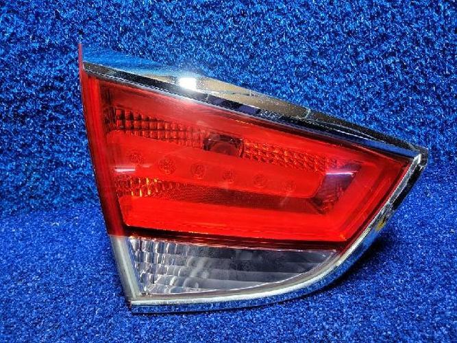 Фонарь задний левый внутренний Hyundai Tucson (2012)