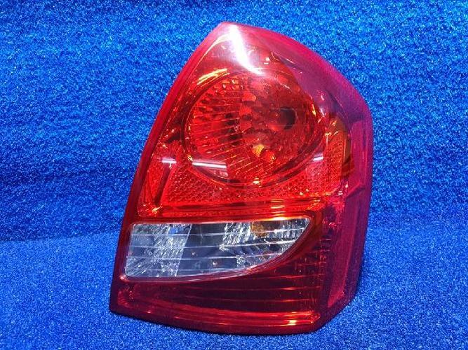 Фонарь задний правый внешний Hyundai Verna (2010)