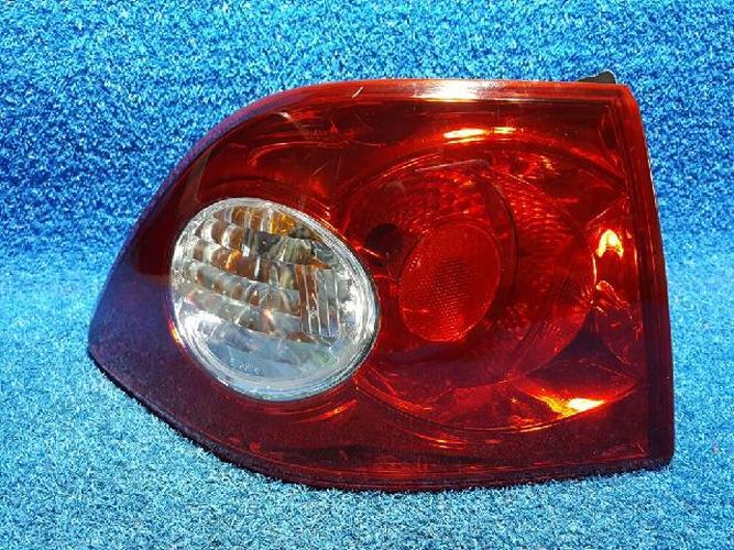 Tail Light Left (LH) Outer (fender) Kia Lotze (2006–2007)