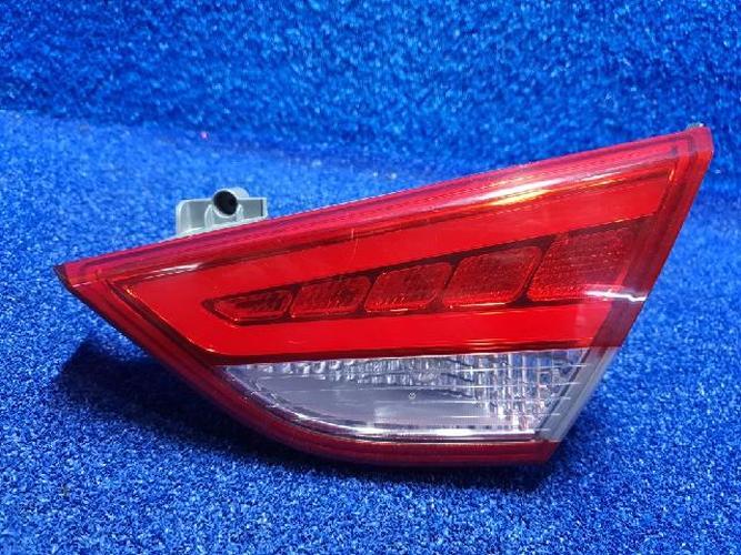 Tail Light Right (RH) Inner (tailgate) Hyundai Sonata (2012–2013)