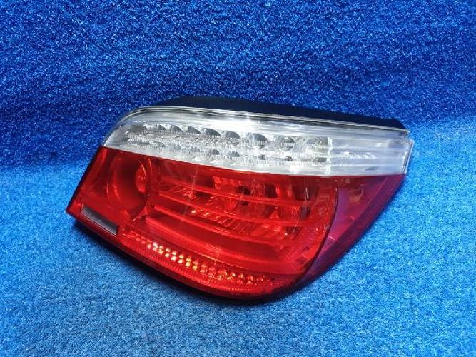 Tail Light Right (RH) Outer (fender) BMW 5 Series (2008–2010)