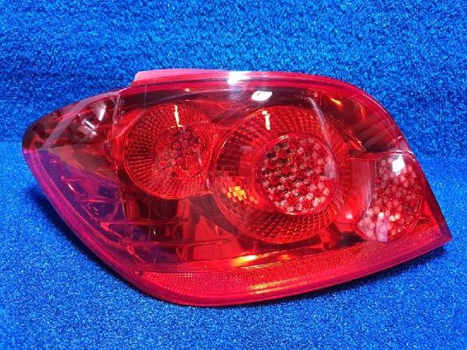 Tail Light Left (LH) Outer (fender) Peugeot 307 (2008)