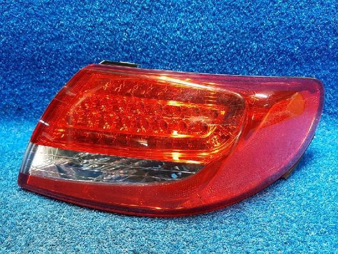 Tail Light Right (RH) Outer (fender) Hyundai Grandeur (2009–2010)