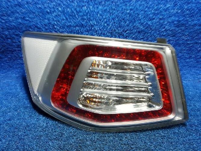 Tail Light Left (LH) Outer (fender) Kia Forte (2009–2010)