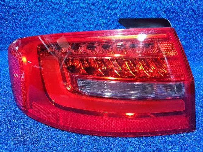 Фонарь задний левый внешний Audi A4 (2014)