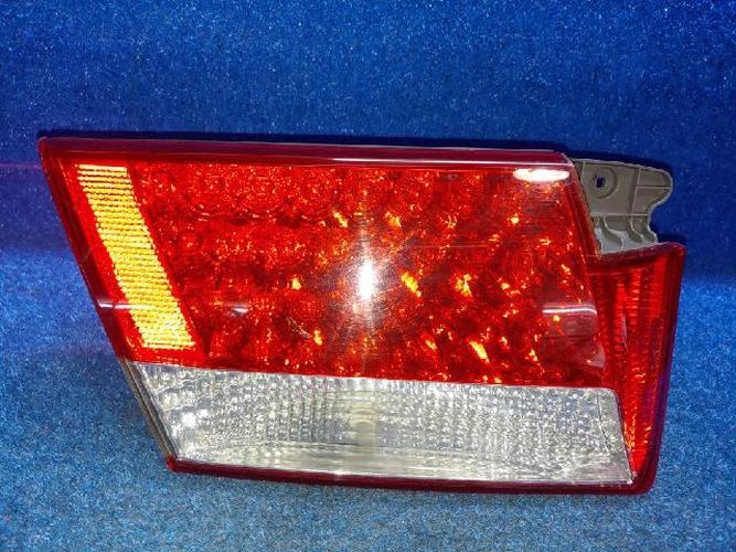 Tail Light Left (LH) Inner (tailgate) Hyundai Grandeur (2005)