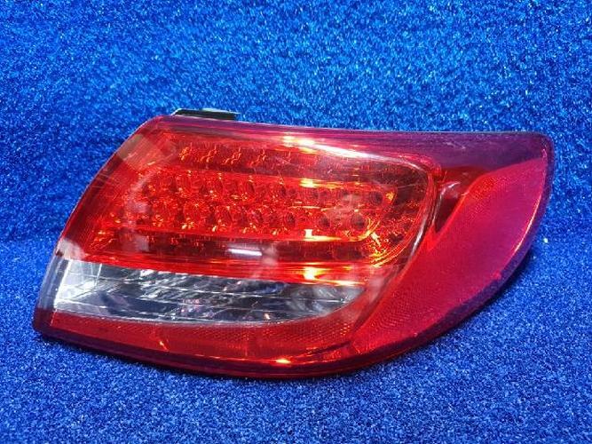 Фонарь задний правый внешний Hyundai Grandeur (2010)