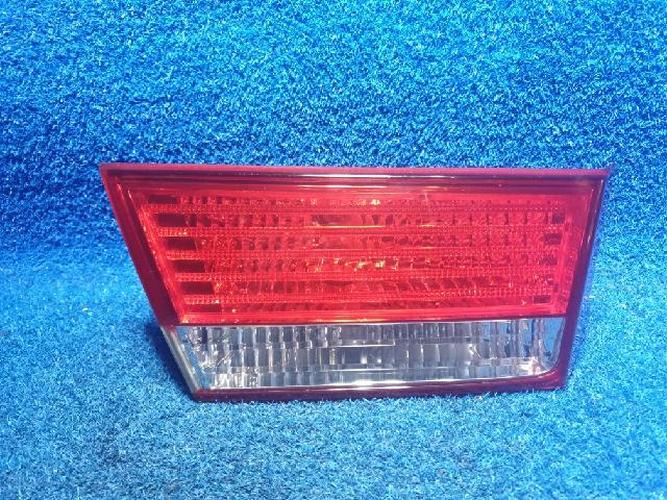 Tail Light Left (LH) Inner (tailgate) Hyundai Sonata (2008–2011)