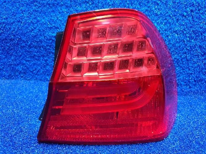 Tail Light Right (RH) Outer (fender) BMW 3 Series (2009–2011)