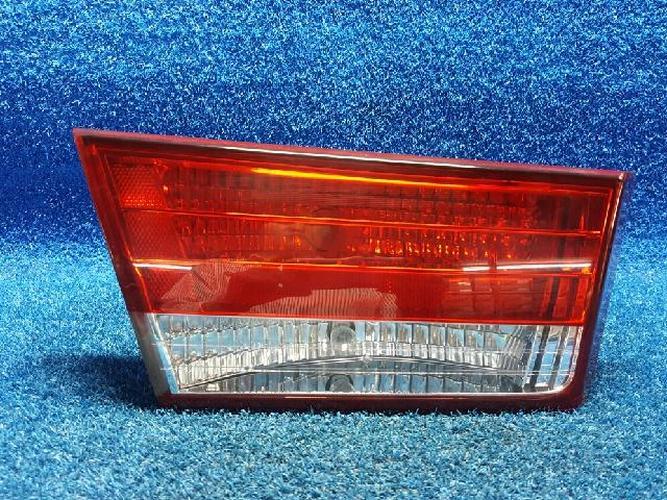 Tail Light Left (LH) Inner (tailgate) Hyundai Sonata (2005–2007)