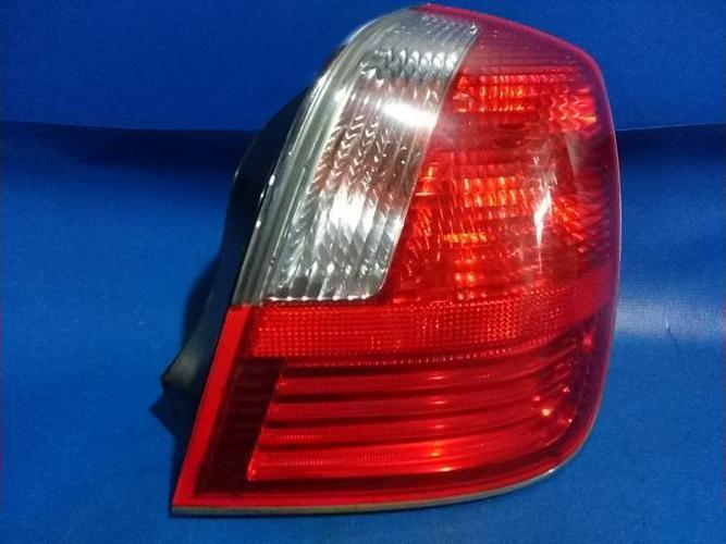 Tail Light Right (RH) Outer (fender) Hyundai Grandeur (2000–2005)