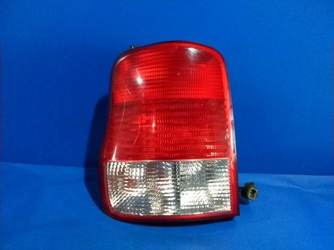 Tail Light Left (LH) Outer (fender) Kia Carnival (2004–2005)