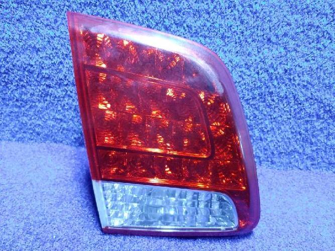 Tail Light Left (LH) Inner (tailgate) Kia Sorento (2010–2012)