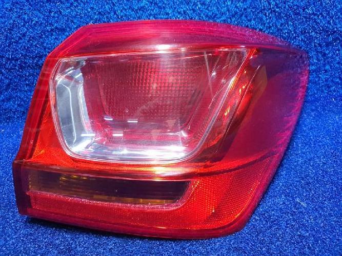 Фонарь задний правый внешний Chevrolet Cruze (2015)