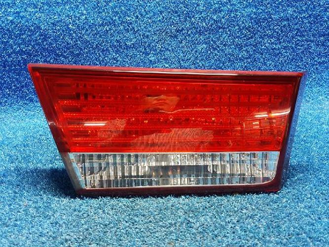 Tail Light Left (LH) Inner (tailgate) Hyundai Sonata (2008–2011)