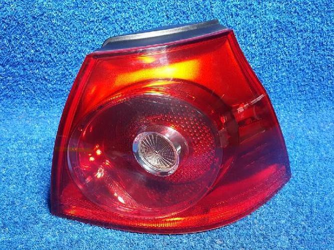 Tail Light Right (RH) Outer (fender) Volkswagen Golf (2009)