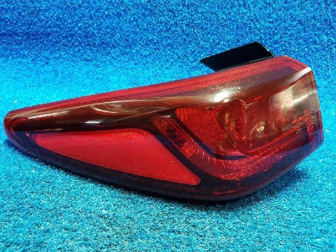 Tail Light Left (LH) Outer (fender) Hyundai Kona (2018)