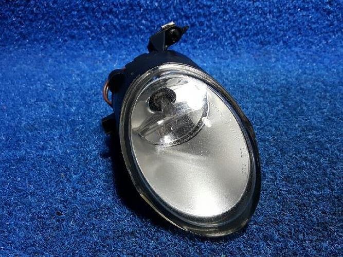 Fog Light Right (RH) Volkswagen Phaeton (2009)