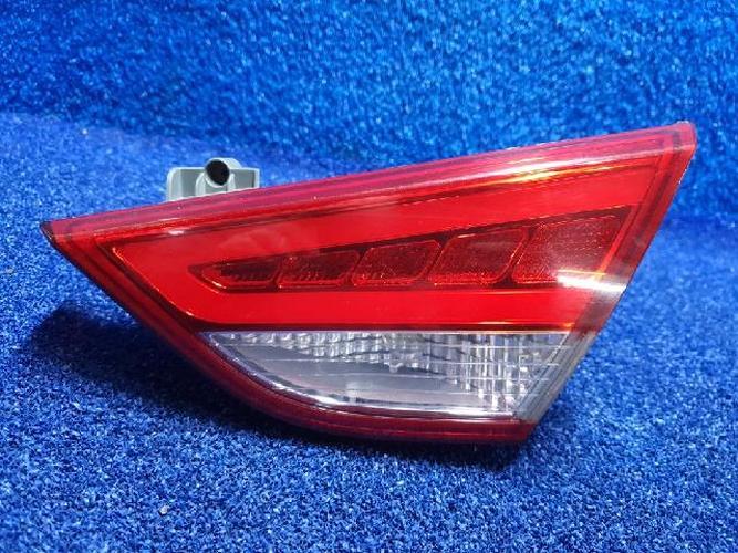 Tail Light Right (RH) Inner (tailgate) Hyundai Sonata (2012–2013)