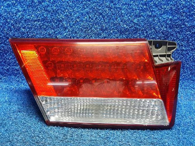 Tail Light Left (LH) Inner (tailgate) Hyundai Grandeur (2005)