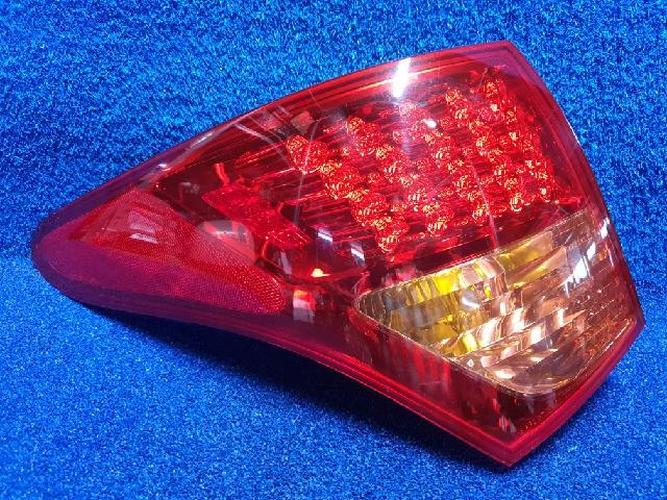Tail Light Left (LH) Outer (fender) Hyundai Veracruz (2011)