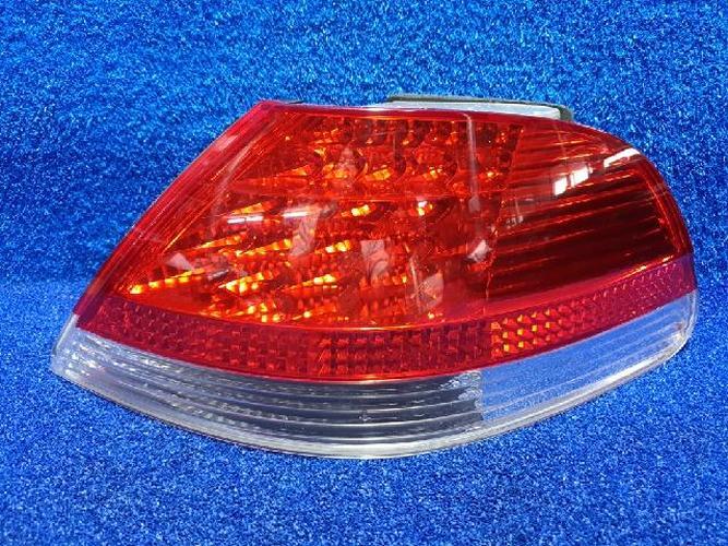 Tail Light Right (RH) Outer (fender) BMW 7 Series (2003–2004)