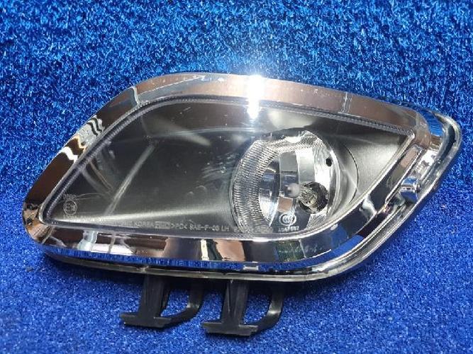 Fog Light Left (LH) Hyundai Genesis (2009–2010)
