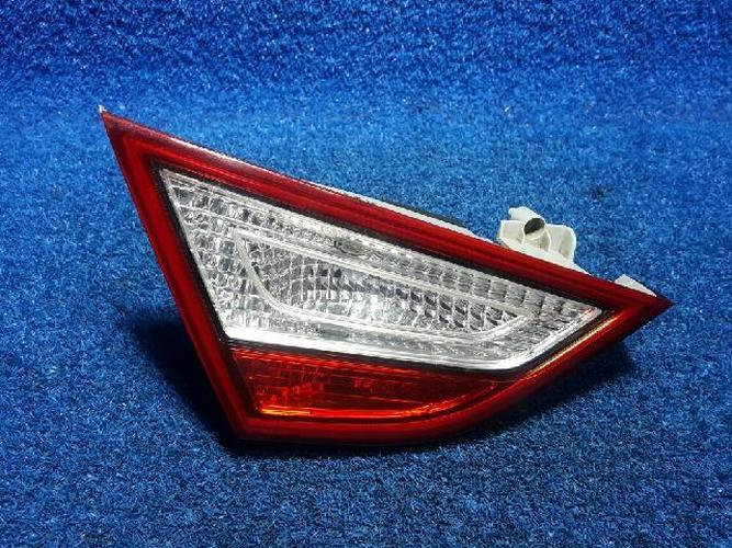 Tail Light Left (LH) Inner (tailgate) Hyundai Sonata (2010–2012)