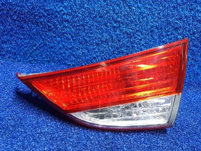 Фонарь задний правый внутренний Hyundai Elantra (2011)