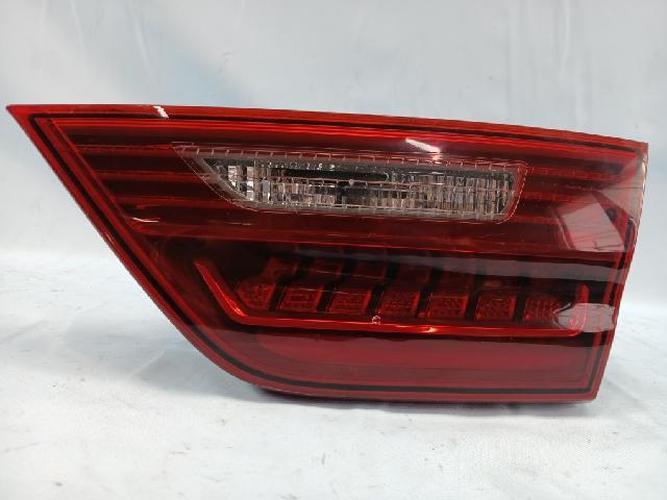 Фонарь задний правый внутренний Kia K7 (2017)