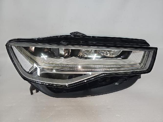 Headlight Right (RH) Audi A6 (2016–2017)