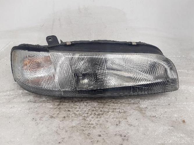 Headlight Right (RH) Renault SM5 (2001–2003)