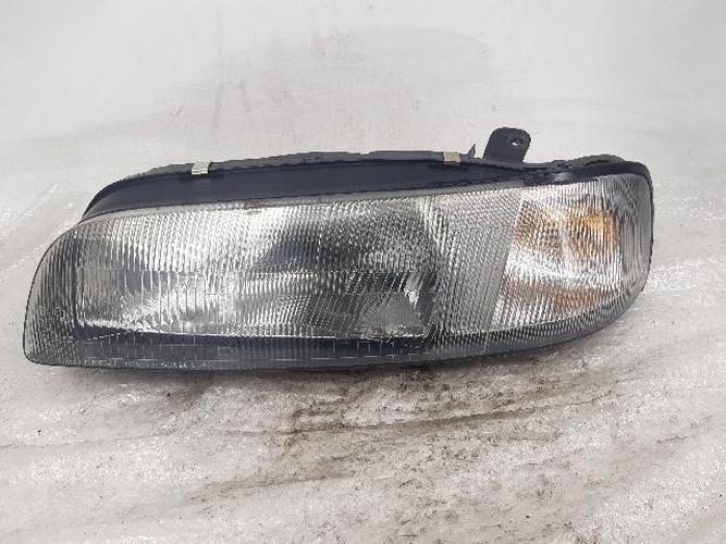 Headlight Left (LH) Renault SM5 (2002–2003)