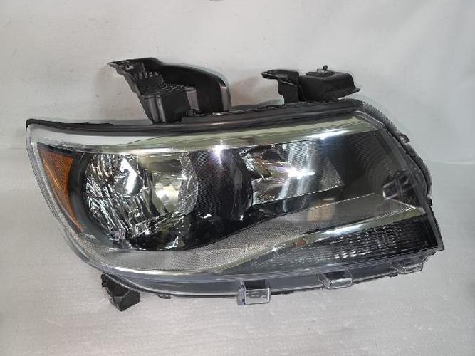 Headlight Right (RH) Chevrolet Colorado (2021)