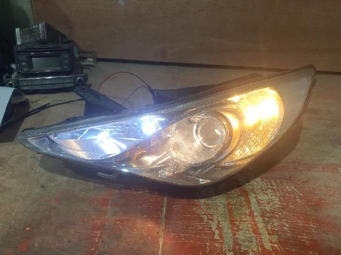 Headlight Left (LH) Hyundai Sonata (2010)